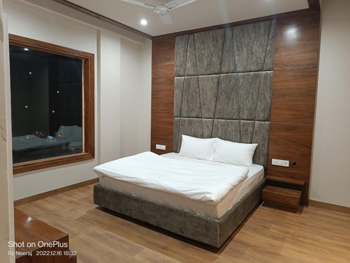 Hotel Endora Patiāla Kültér fotó